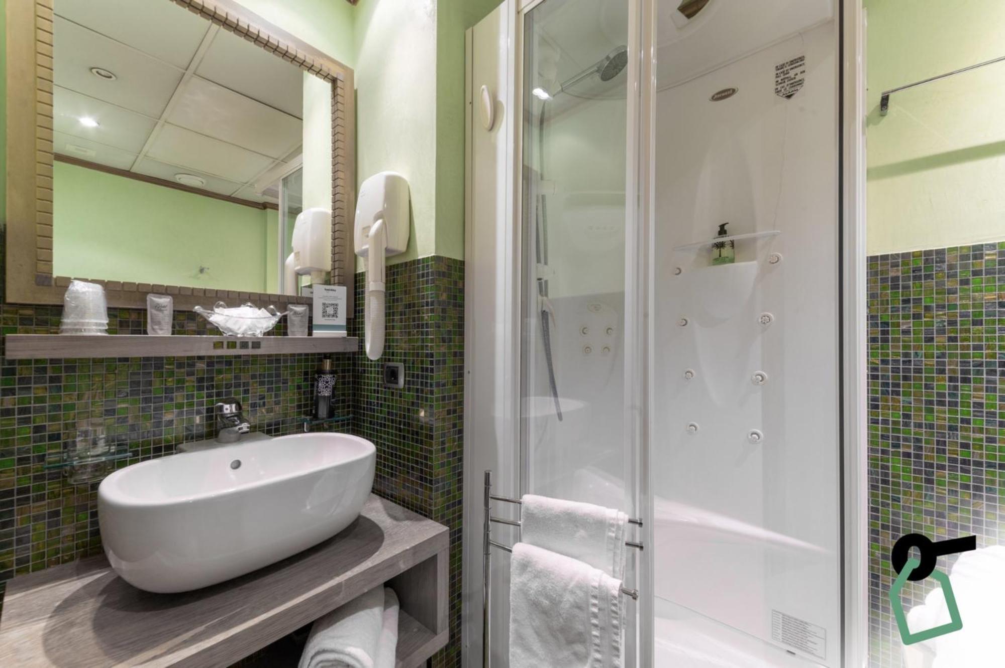 Hotiday Discovery - Residence Verona Kültér fotó