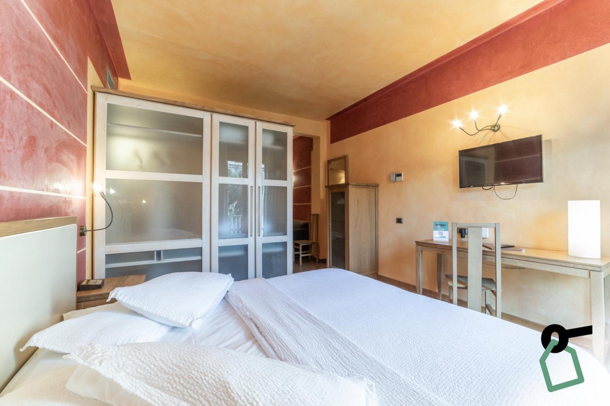Hotiday Discovery - Residence Verona Kültér fotó